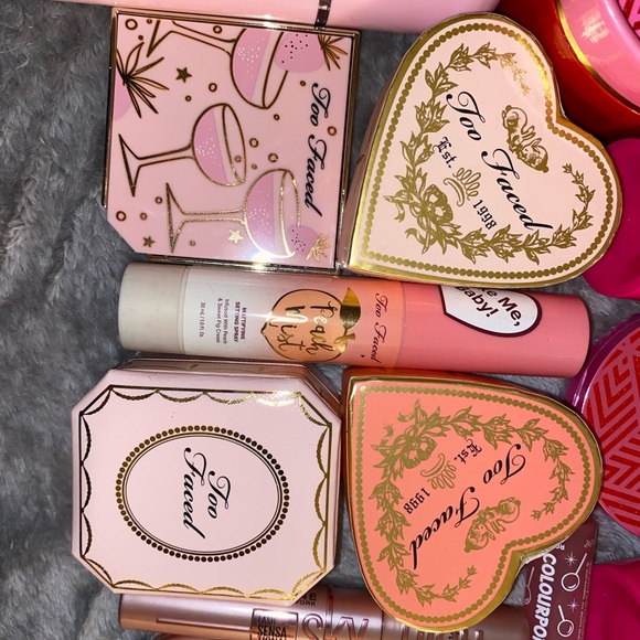 Highend makeup lot - Picture 3 of 12